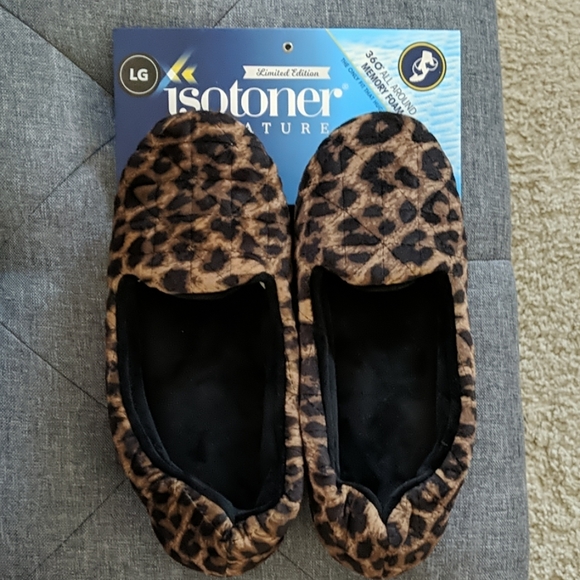 isotoner leopard print slippers